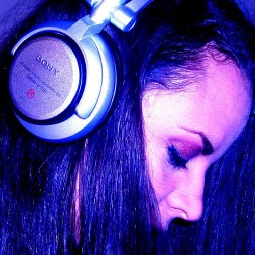 Luna Jay Profile Image