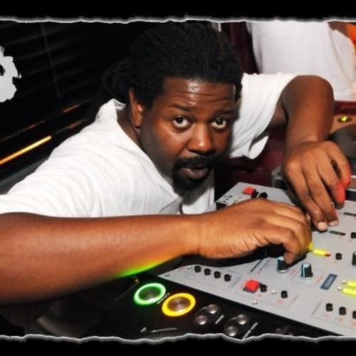 DJ Romain Profile Image
