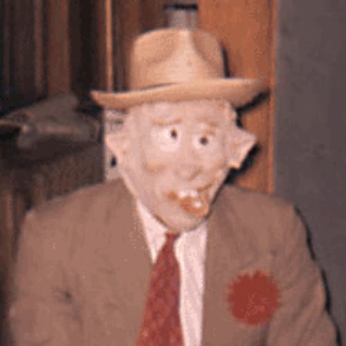 Aaron Dilloway portrait