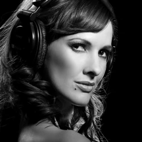 Selectress Iriela portrait