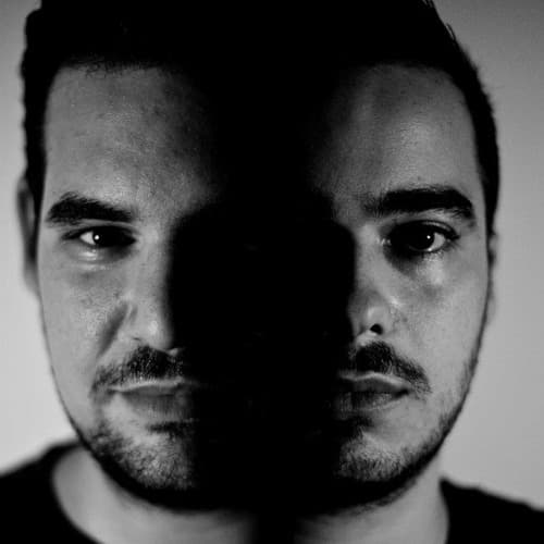 Omikron portrait