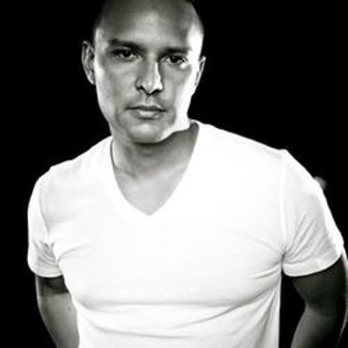 Richie Santana Profile Image