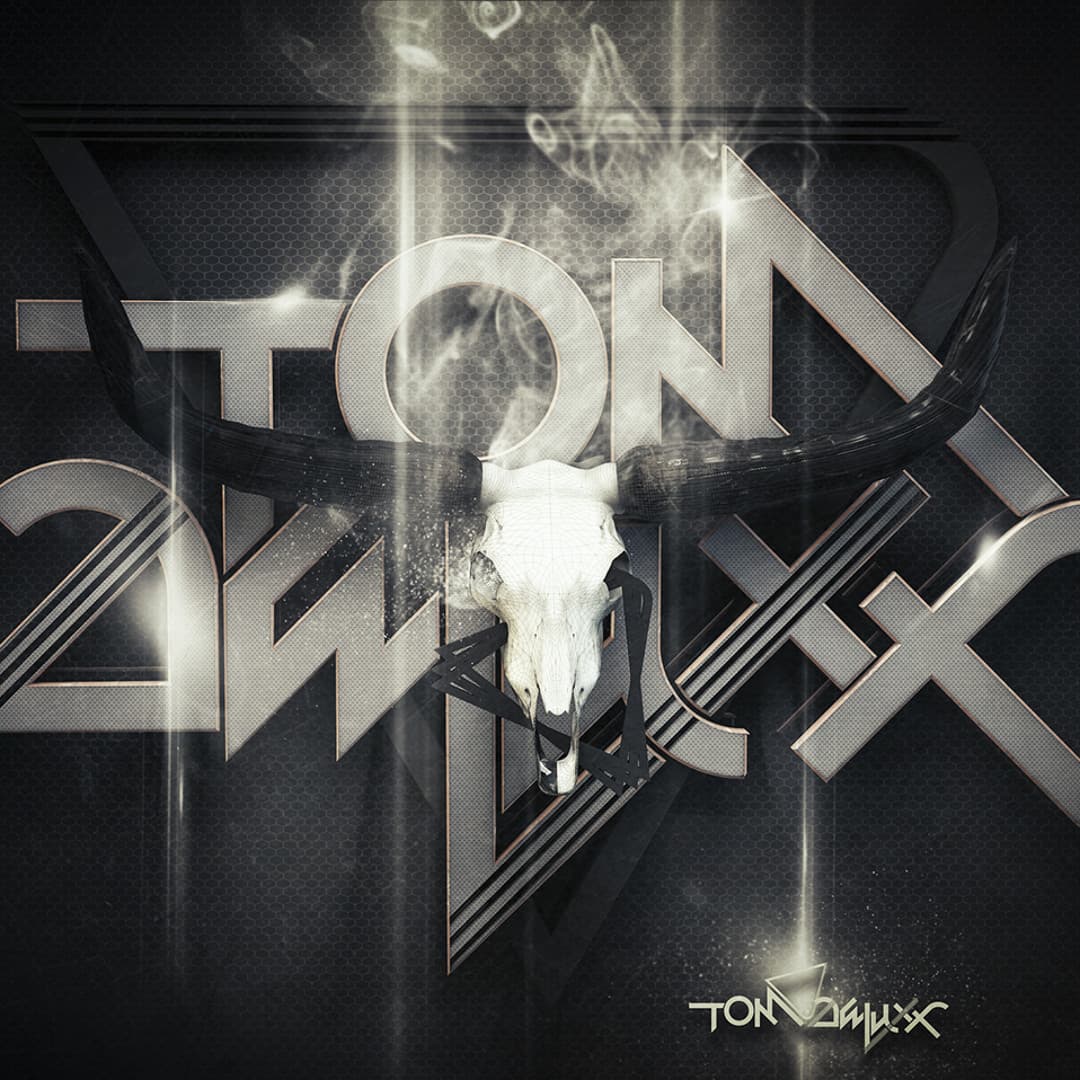 Tom Deluxx