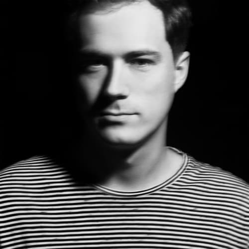 Dustin Zahn portrait
