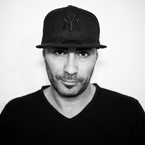 Zay De Mello
