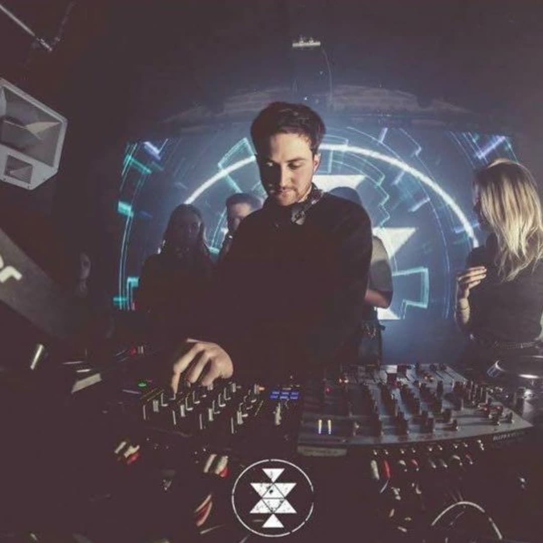 Repeat Sessions (Birthday Session) event artwork