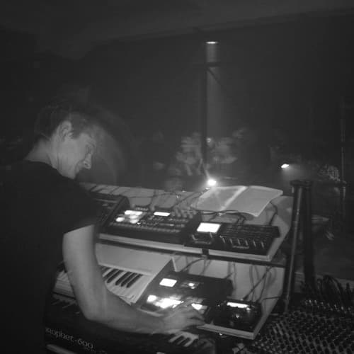 Primitive