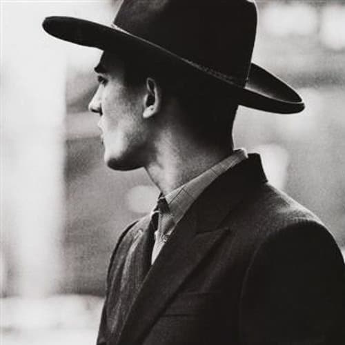 Xander Oliver portrait