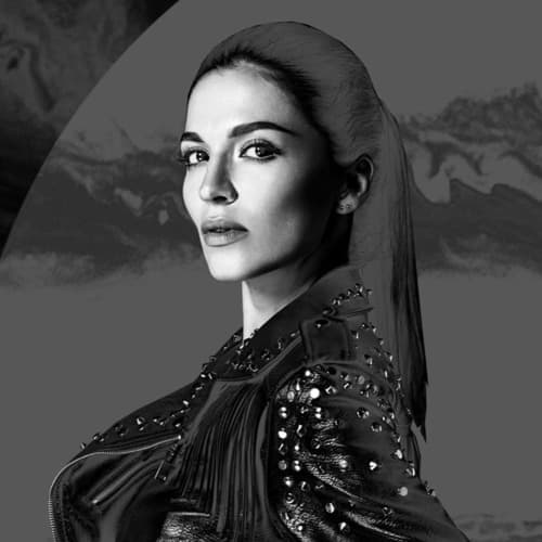 Nina Nova
