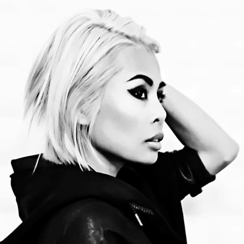 Nakadia portrait