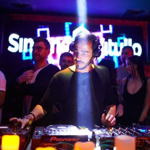 Simone Vitullo Profile Image