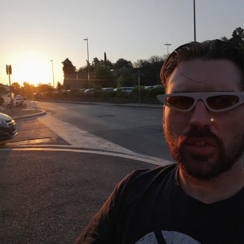 Niro Perrone Profile Image