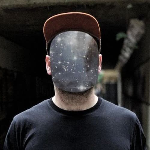 IDLMNDS portrait