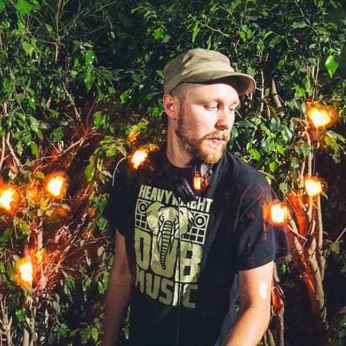 Radikal Guru portrait