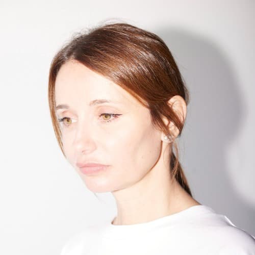 Lea Lisa portrait
