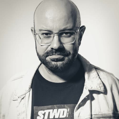 Chico Chiquita portrait