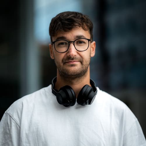 SKTR portrait