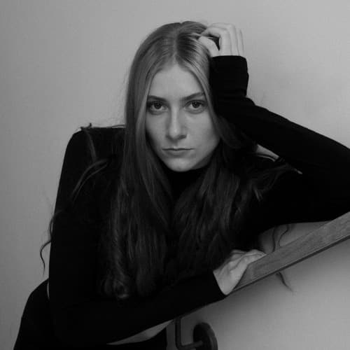 M A R portrait