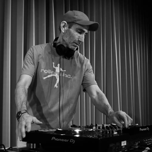 Rollers HiFi portrait