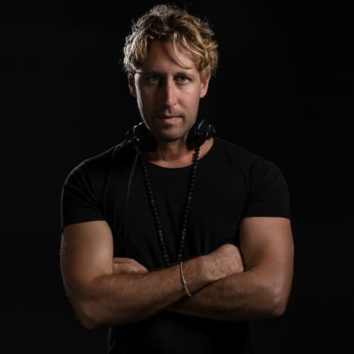 PJ Deckers portrait