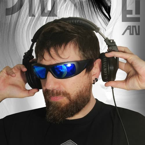 Julian Nardi Profile Image