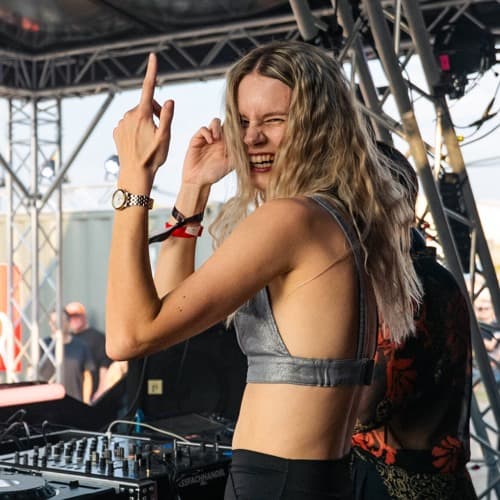 Charlyie Profile Image
