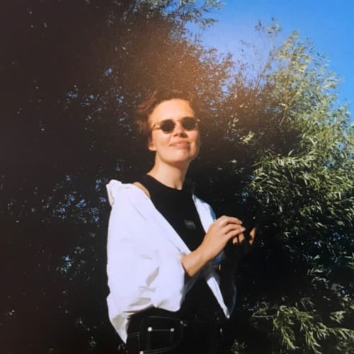 Julia Wallin Profile Image