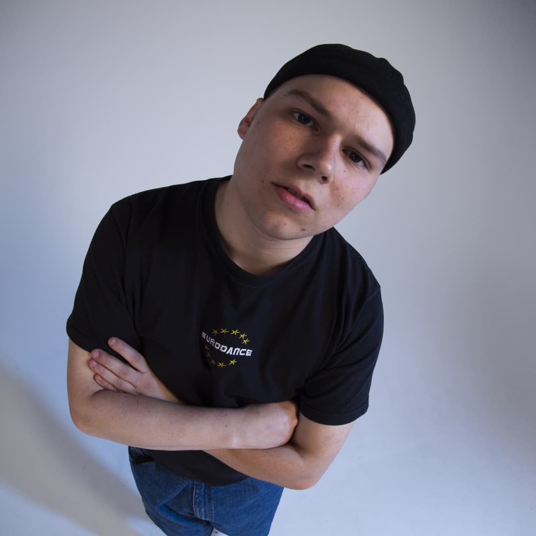 Linus Villa Profile Image
