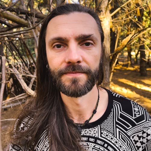 Mihow Profile Image