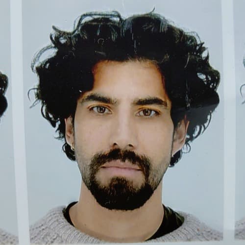 Alvarezz portrait