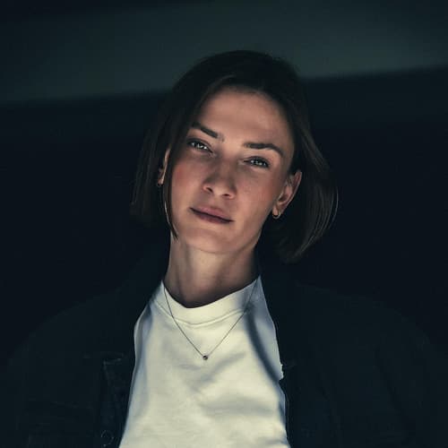 Marie Lung portrait
