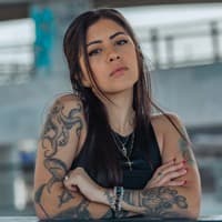Nina J