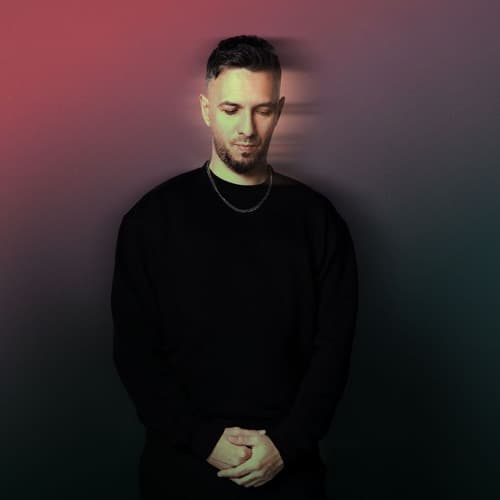 Mark Tarmonea portrait