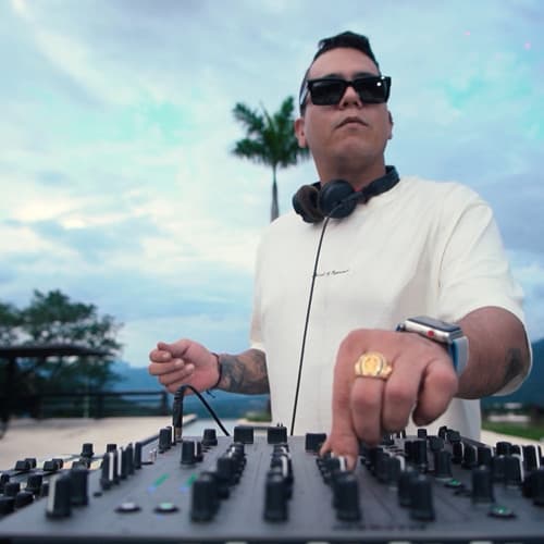 DJ. MAURY TRIPP portrait