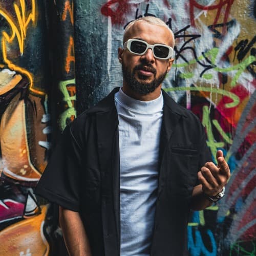 RETNA