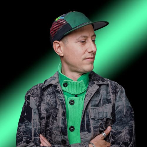 Khainz portrait