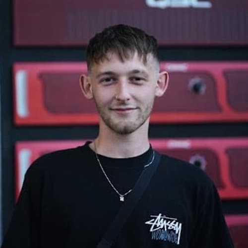 vsylum portrait