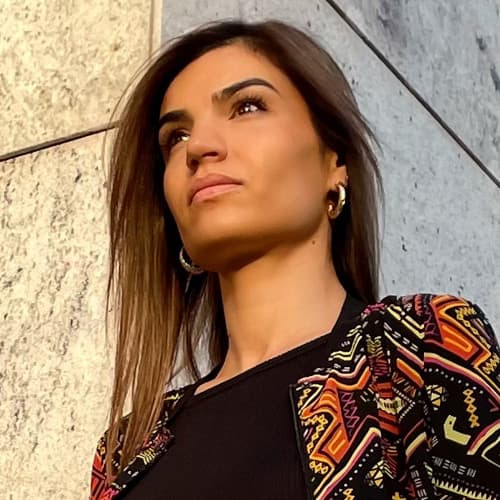 Mia Zedan Profile Image