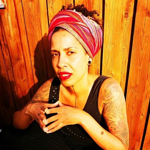 BlackLadyFingers Profile Image