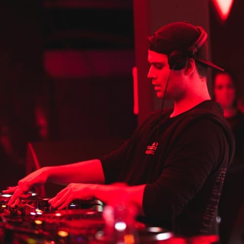 Erik Gross Profile Image
