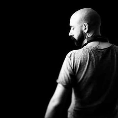 Cliquee portrait