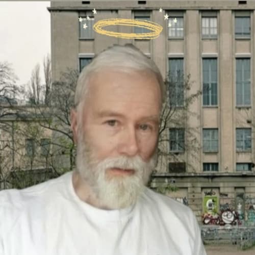 SZENEPAPST portrait