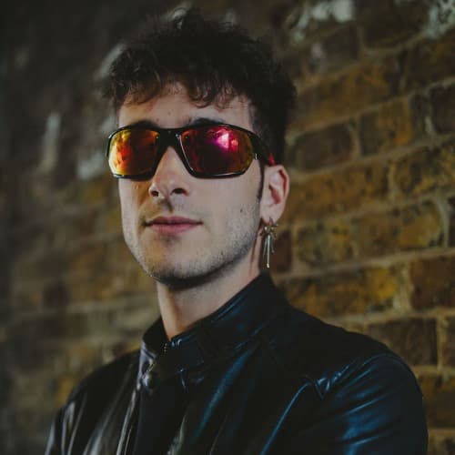 DANI DE LARA portrait