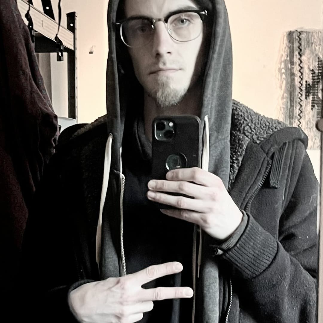 Feonix Profile Image