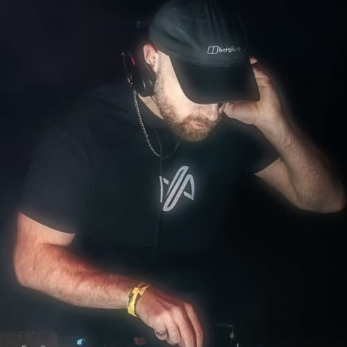 Ruenge Profile Image