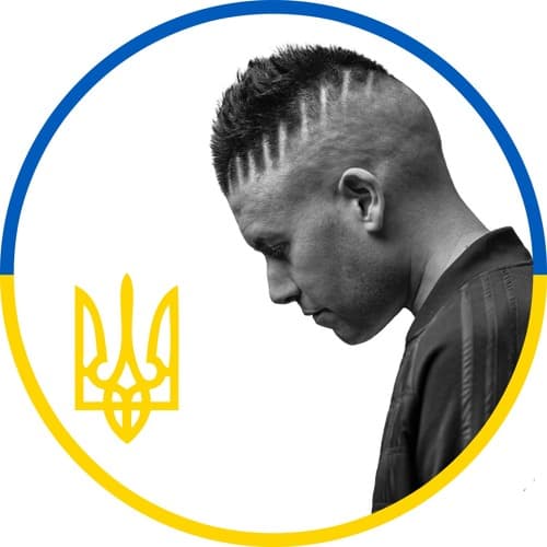 Paradox portrait