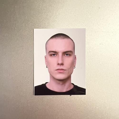 Leshutler Profile Image
