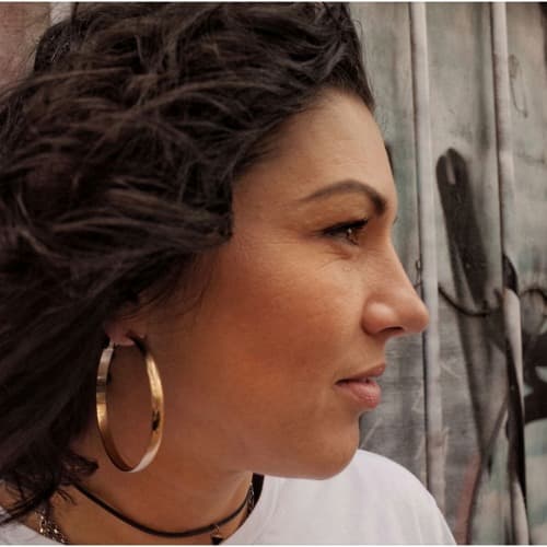 Lusinda Profile Image
