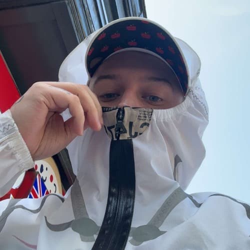 Pholo