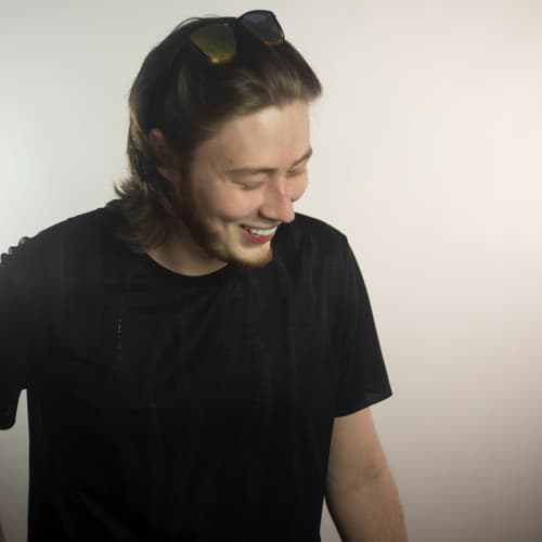 Martin Leaves Profile Image